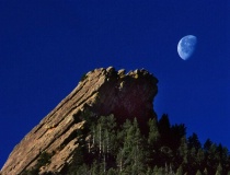 Moonset On The Third Flatiron 2