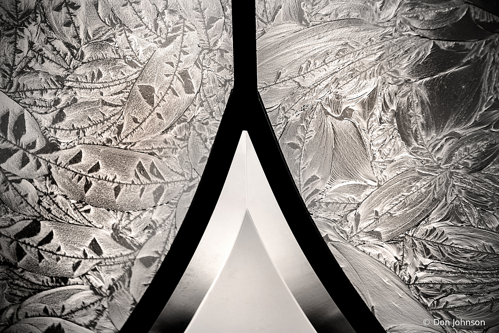 B&W Glass Abstract 8-2-19 199
