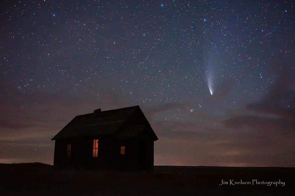 Comet in Southern Alberta