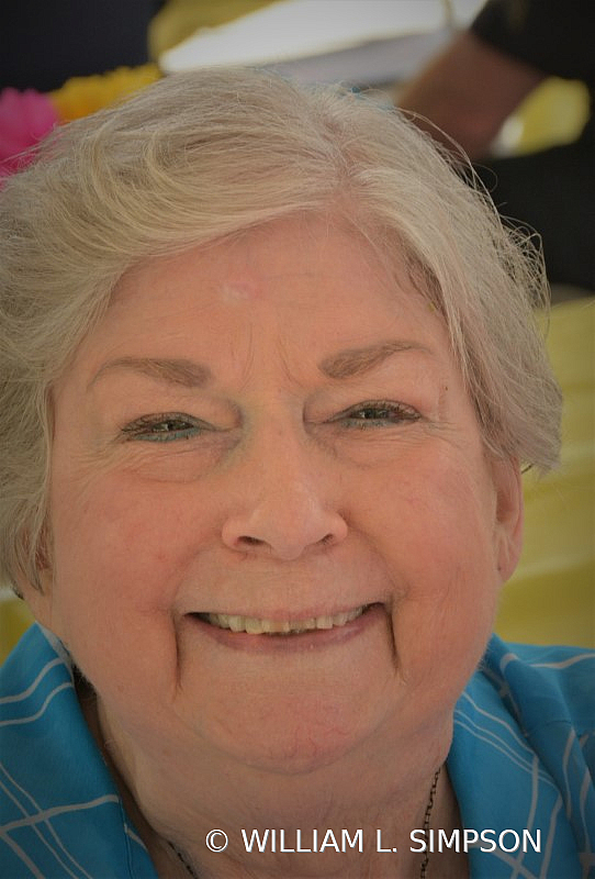 SUE ROOS