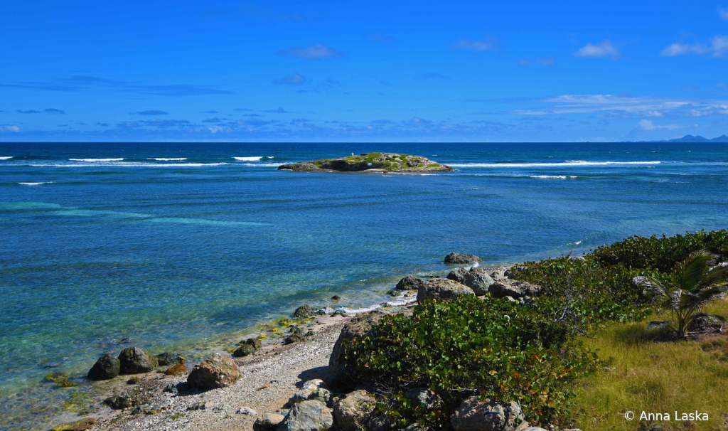 Caribbean shades of blue 3