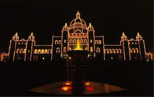 Parliment at Night II - ID: 6231 © Jim Miotke