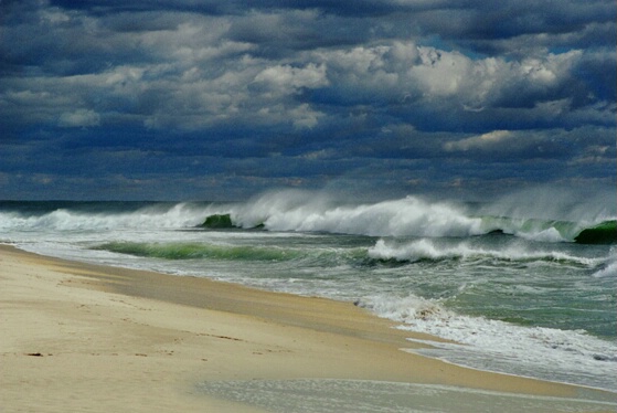 Waves at Jones Beach