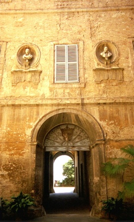 Siena Doorway