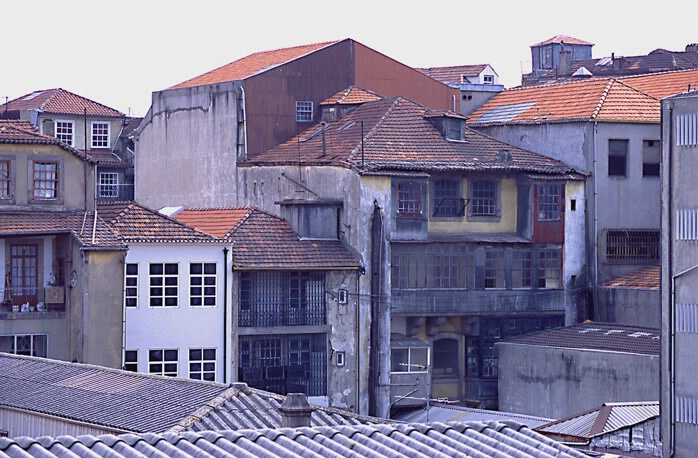 Dwellings in Porto, Portugal, No 1 - ID: 65596 © John D. Jones
