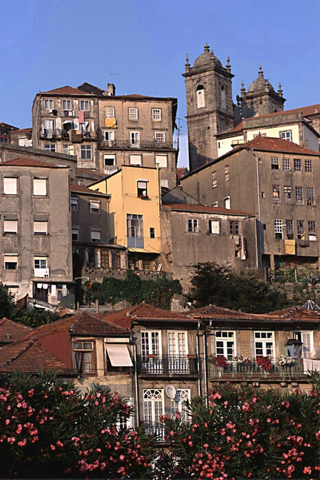 By the River Douro, Porto - ID: 65714 © John D. Jones