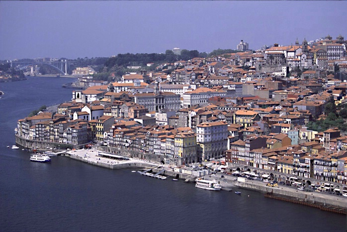 Porto on River Douro - ID: 65724 © John D. Jones