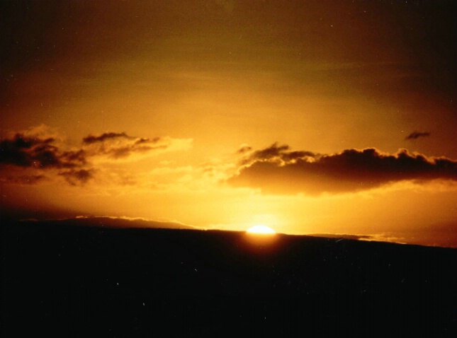 Hawaii Sunset - ID: 340058 © Lamont G. Weide