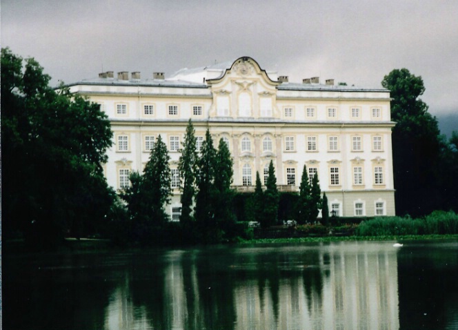 Van Trapp House - Salzburg - ID: 340071 © Lamont G. Weide