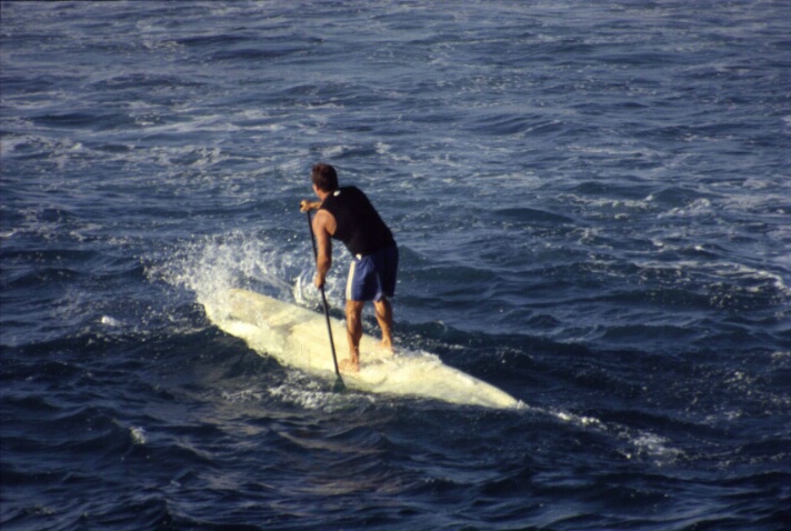 I want to surf at Ho'okipa - ID: 726896 © Lamont G. Weide