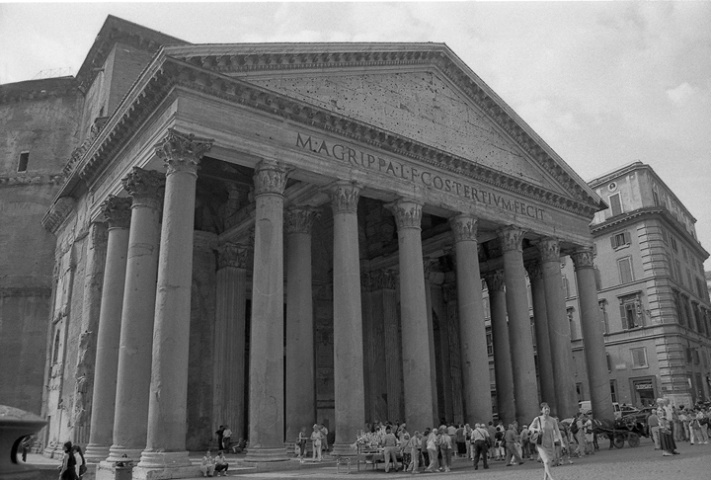OUTSIDE THE PANTHEON-ITALY - ID: 2919754 © Mary B. McGrath