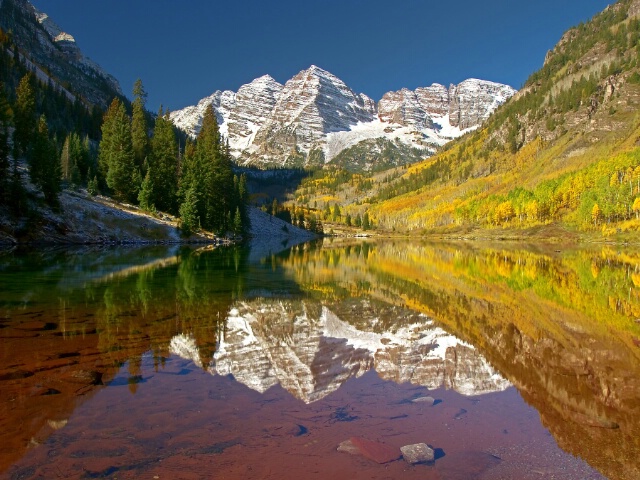 Maroon Bells and It's Reflection