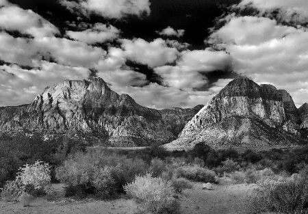 Red Rock in B&W 6