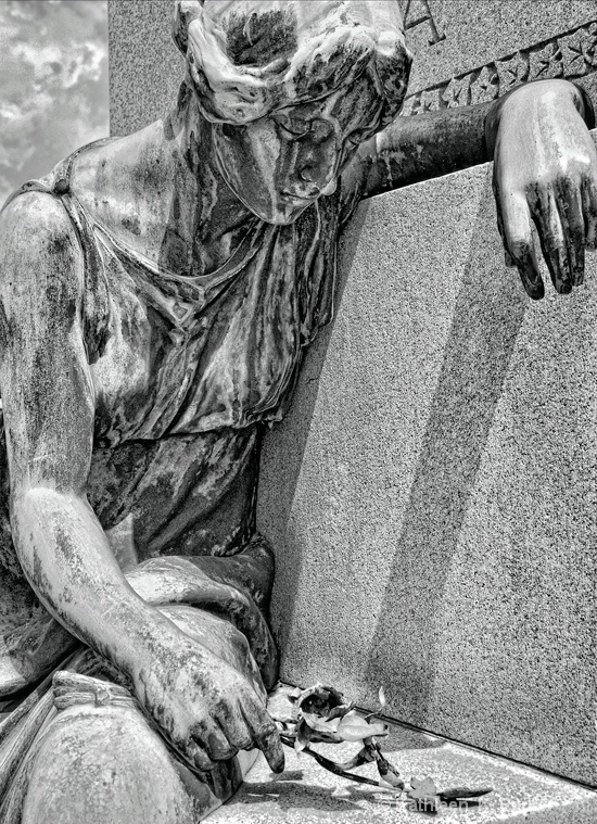 Grief in Bronze: Cemetery Statue - ID: 8522325 © Kathleen K. Parker