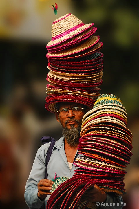 Cap seller