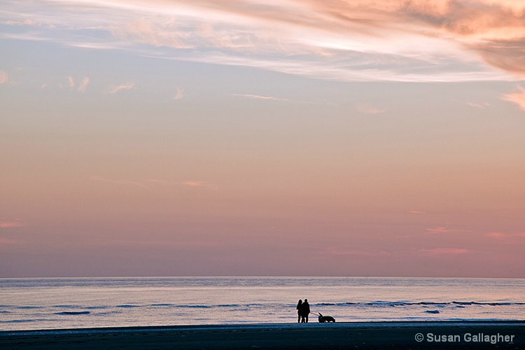 Evening at the Beach - ID: 10443953 © Susan Gallagher