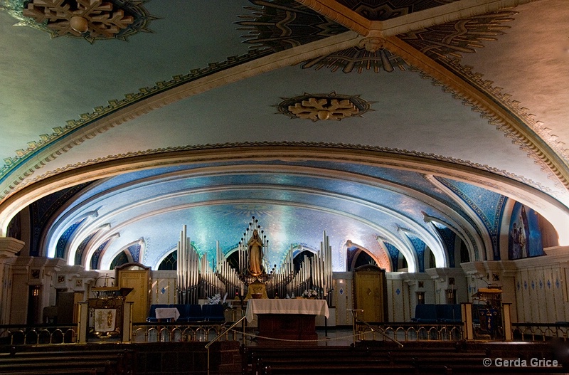 Chapel of St Anne de Beaupre Basilica - ID: 11196749 © Gerda Grice