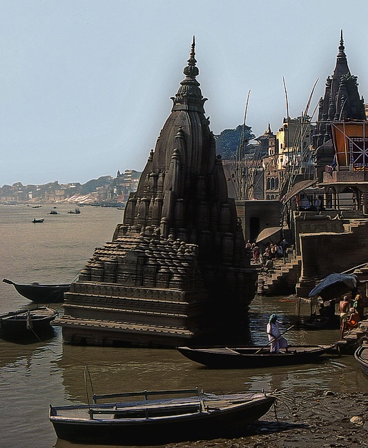 Low Tide Ganges Varanasi