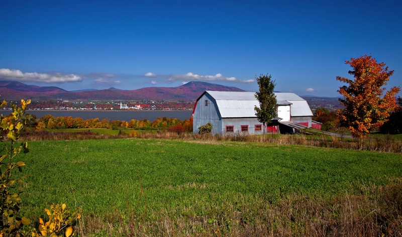 Cote-de_Beaupre from Ile d'Orleans in Autumn