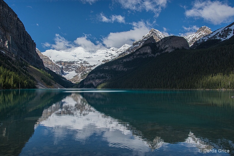 Reflections on Lake Louise, Alberta, Canada - ID: 13952937 © Gerda Grice