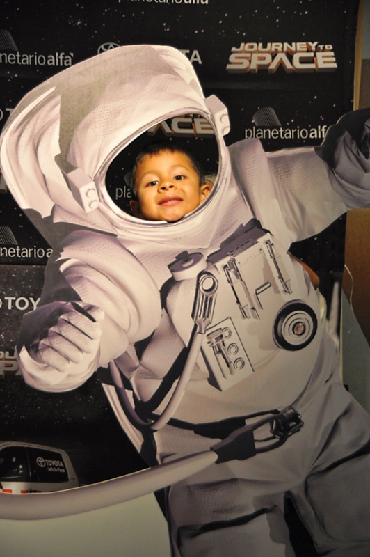 EDY  THE  ASTRONAUT