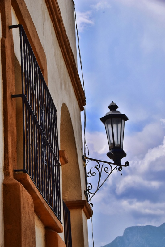 STREET  LAMP