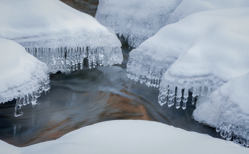 1.ice crystals - ID: 15072741 © John S. Fleming
