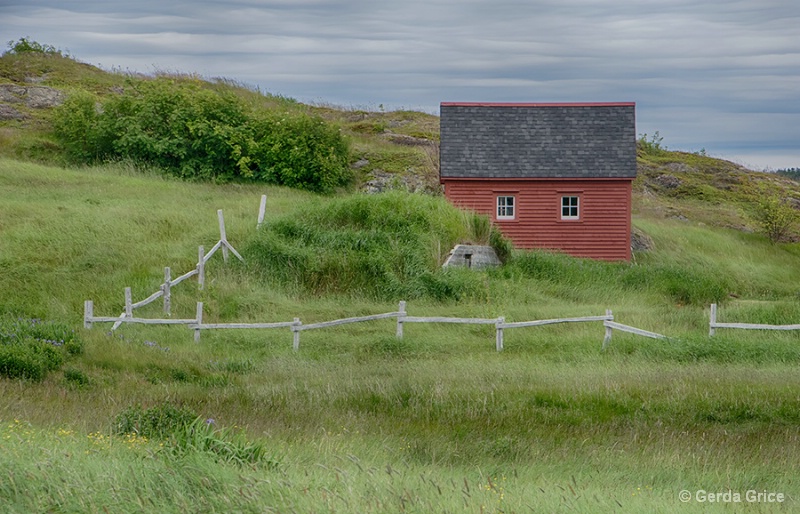 Red House Behind a White Fence, NL