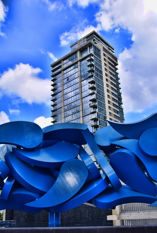 BLUE  SCULPTURE