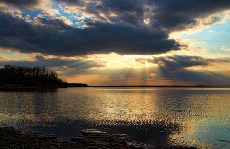 Rays Raining Down