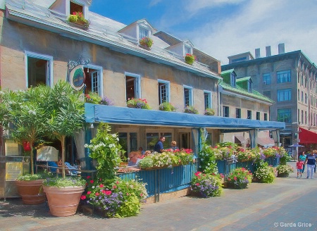 A Charming Terrasse in Old Montreal