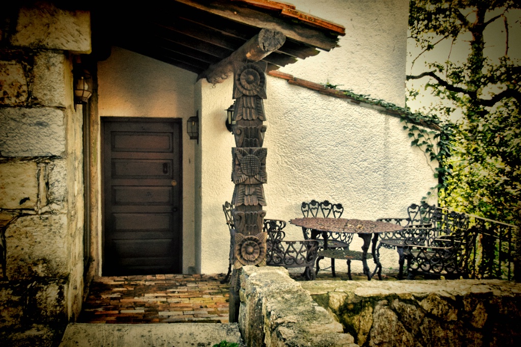 A  PORCH