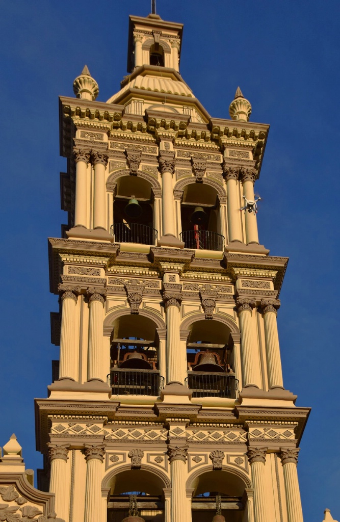 THE BELLS OF THE CATHEDRAL