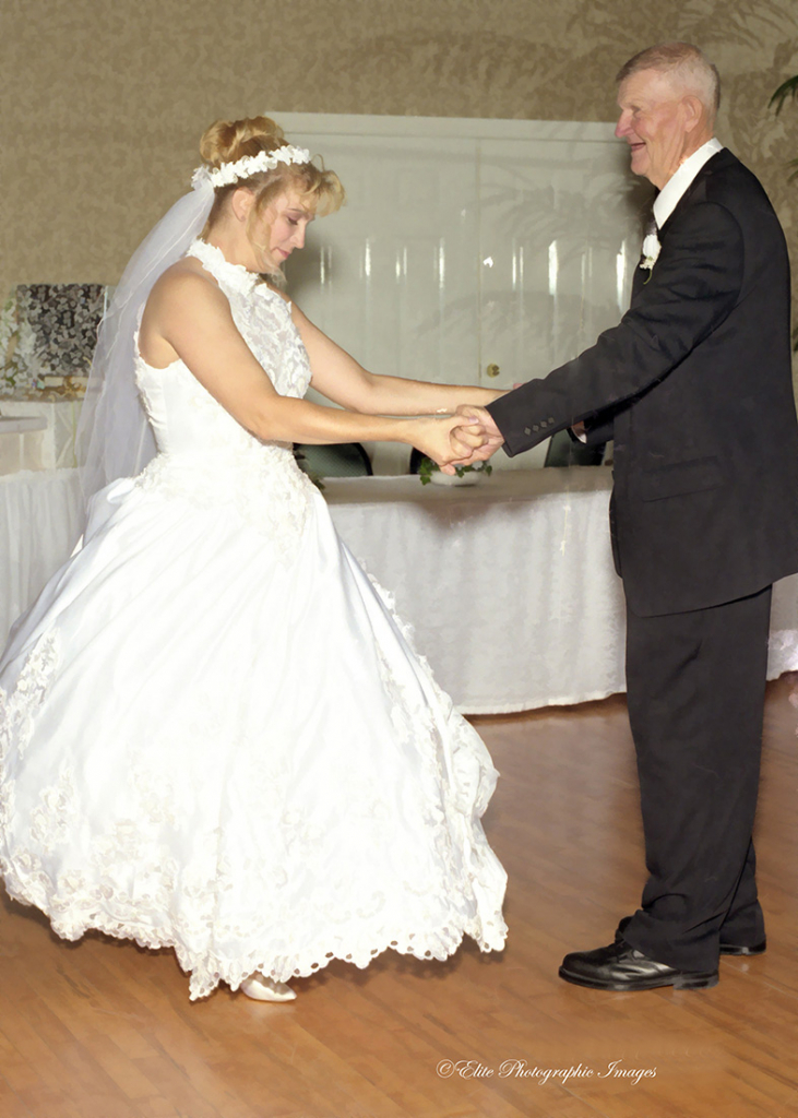 Bride and Father dance - ID: 15783078 © Robert/Donna Green