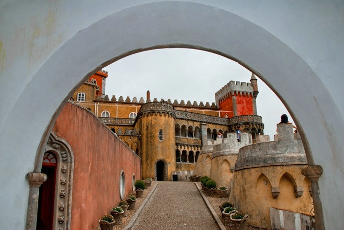 The Way to Pima Castle