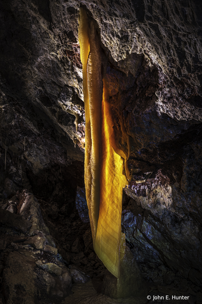 Cave Bacon - ID: 15726069 © John E. Hunter