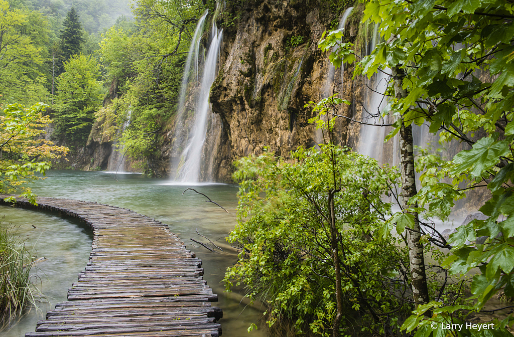 Plitvice, Croatia National Park # 7 - ID: 15729557 © Larry Heyert