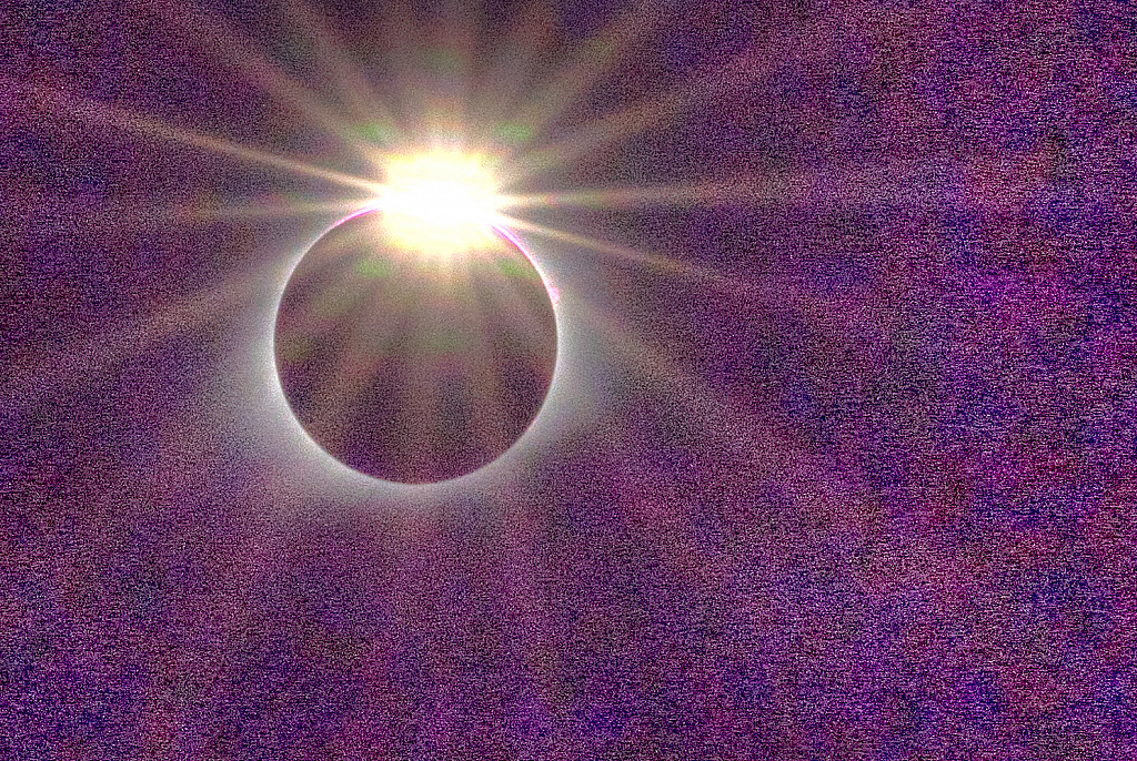 Solar Eclipse Tonemapped