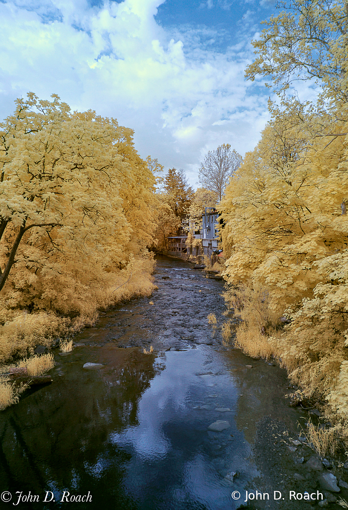 Nishisakawick Creek-4 - ID: 15729804 © John D. Roach