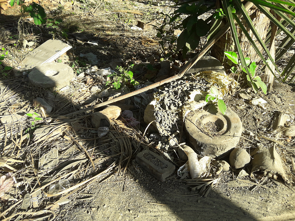 stone grinder - rural kitchen tool