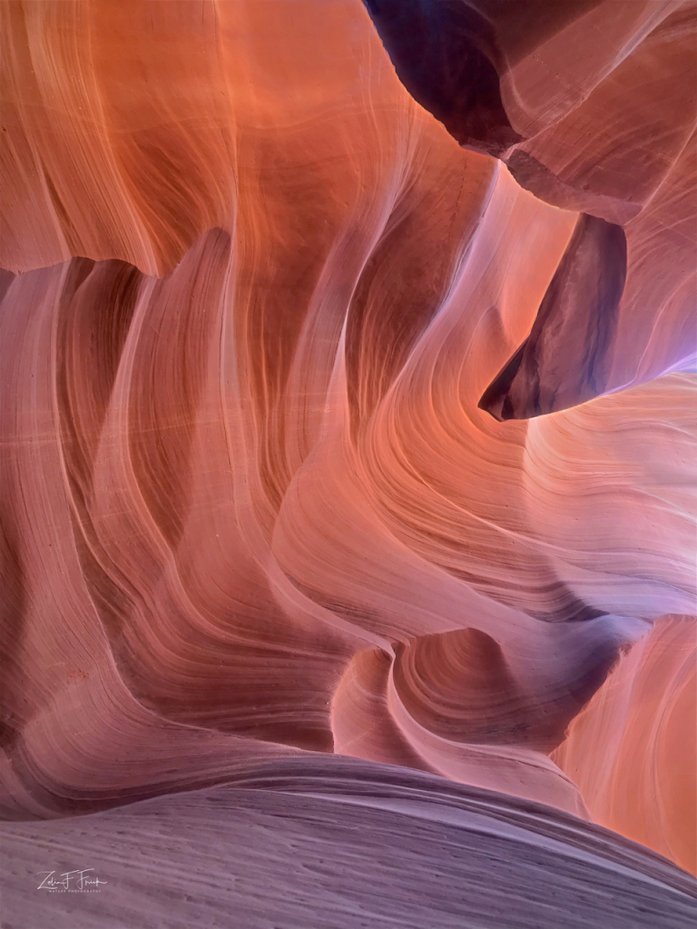 Lower Antelope Canyon - Waves - ID: 15732722 © Zelia F. Frick