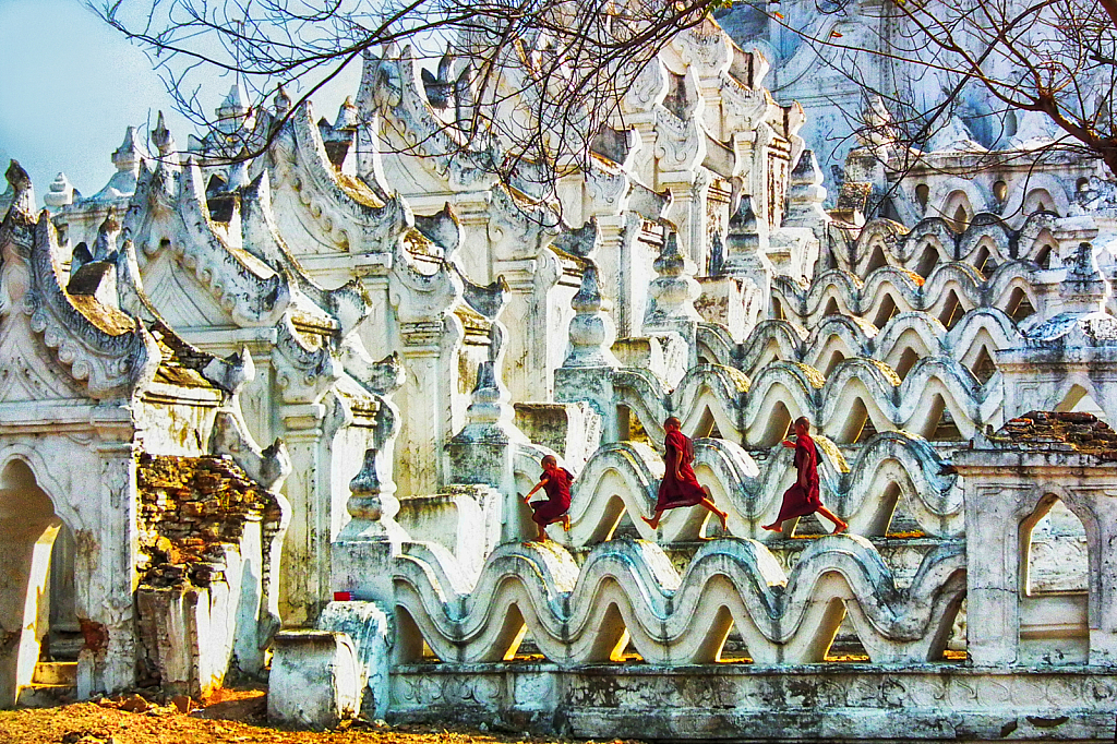 Novices and old temple