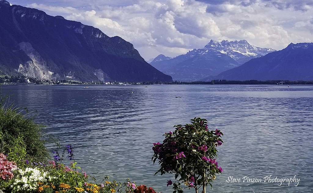 Montreux south - ID: 15737105 © Steve Pinzon