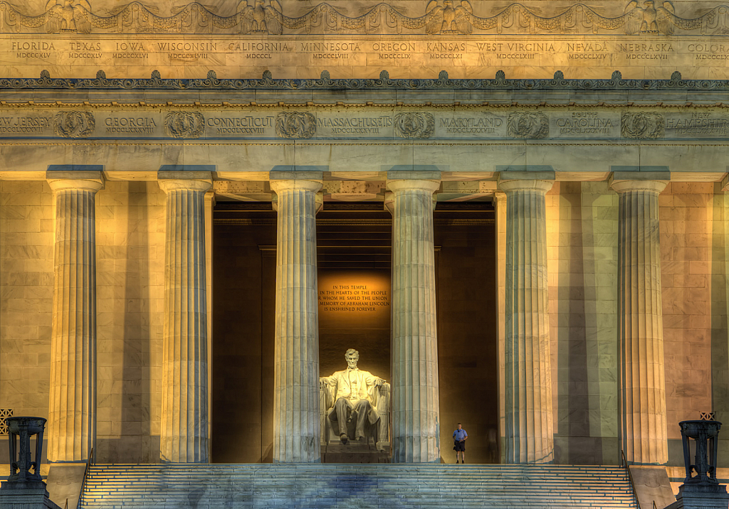 Lincoln Monument at Twilight