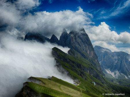 Ripples or clouds?