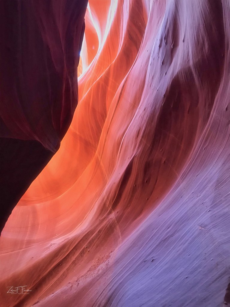 Lower Antelope Canyon - ID: 15737652 © Zelia F. Frick