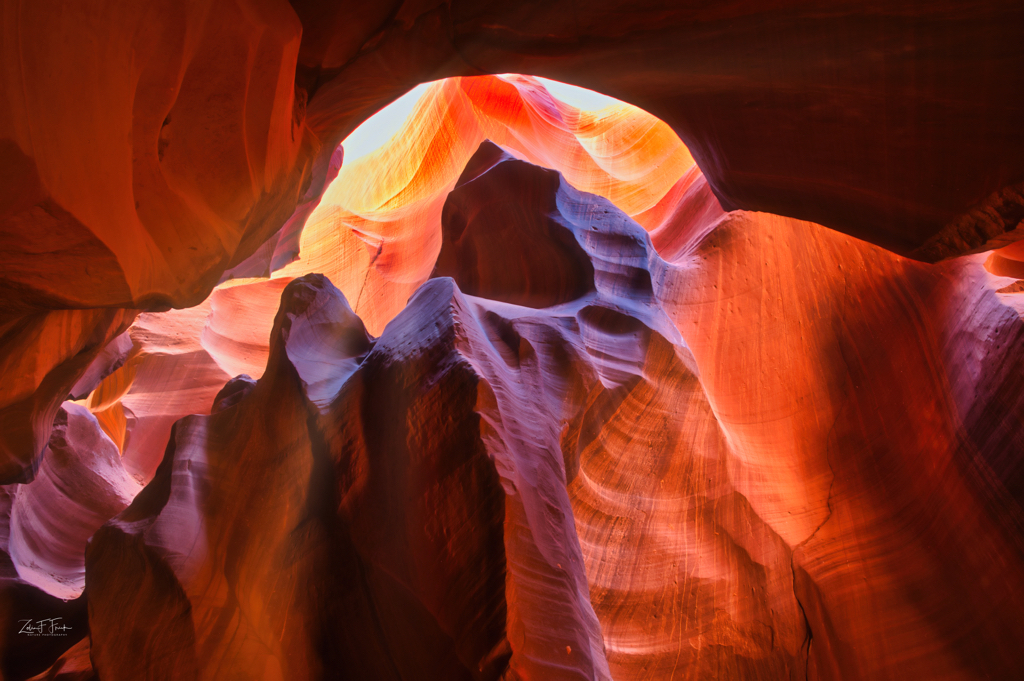 Upper Antelope Canyon - Daylight - ID: 15737680 © Zelia F. Frick