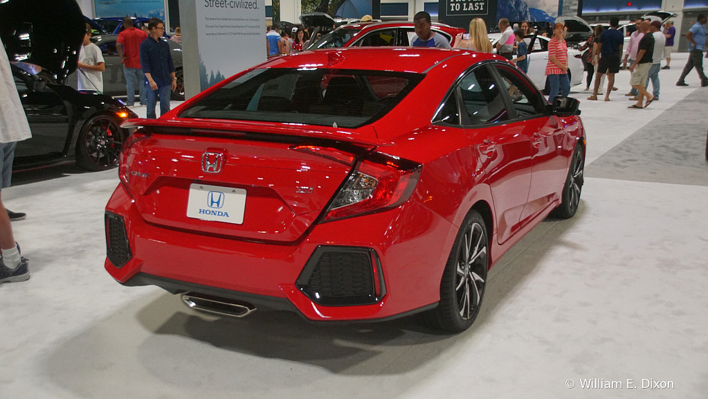 53 - 2017 Honda Civic SI 4DR HPT