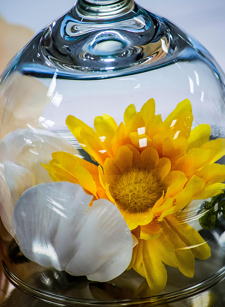 Flower & Glass Decor