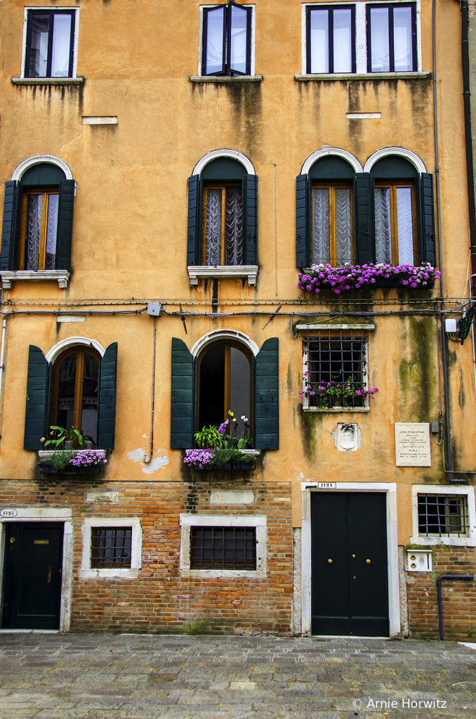 Venice - Windows and Doors